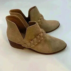 KAANAS open ankle bootie with suede braid size 6M New without box